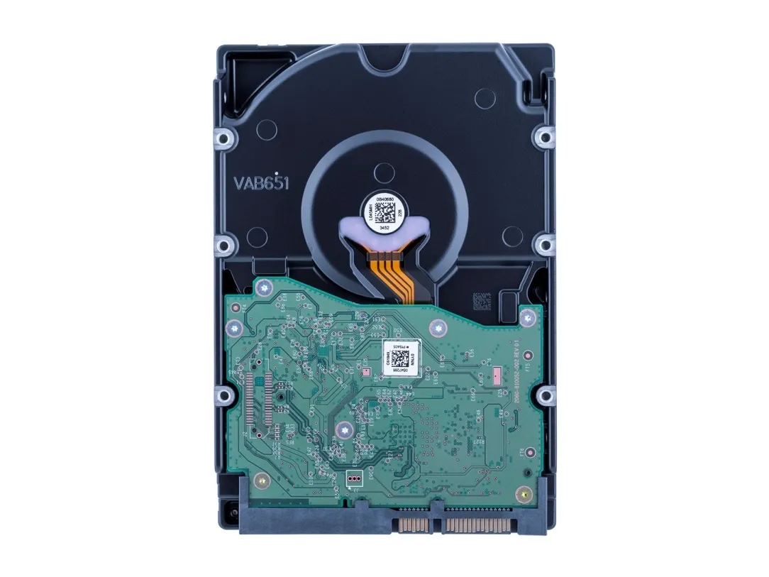 WD Red Plus WD80EFPX - Harddisk - 8 TB - intern - 3.5