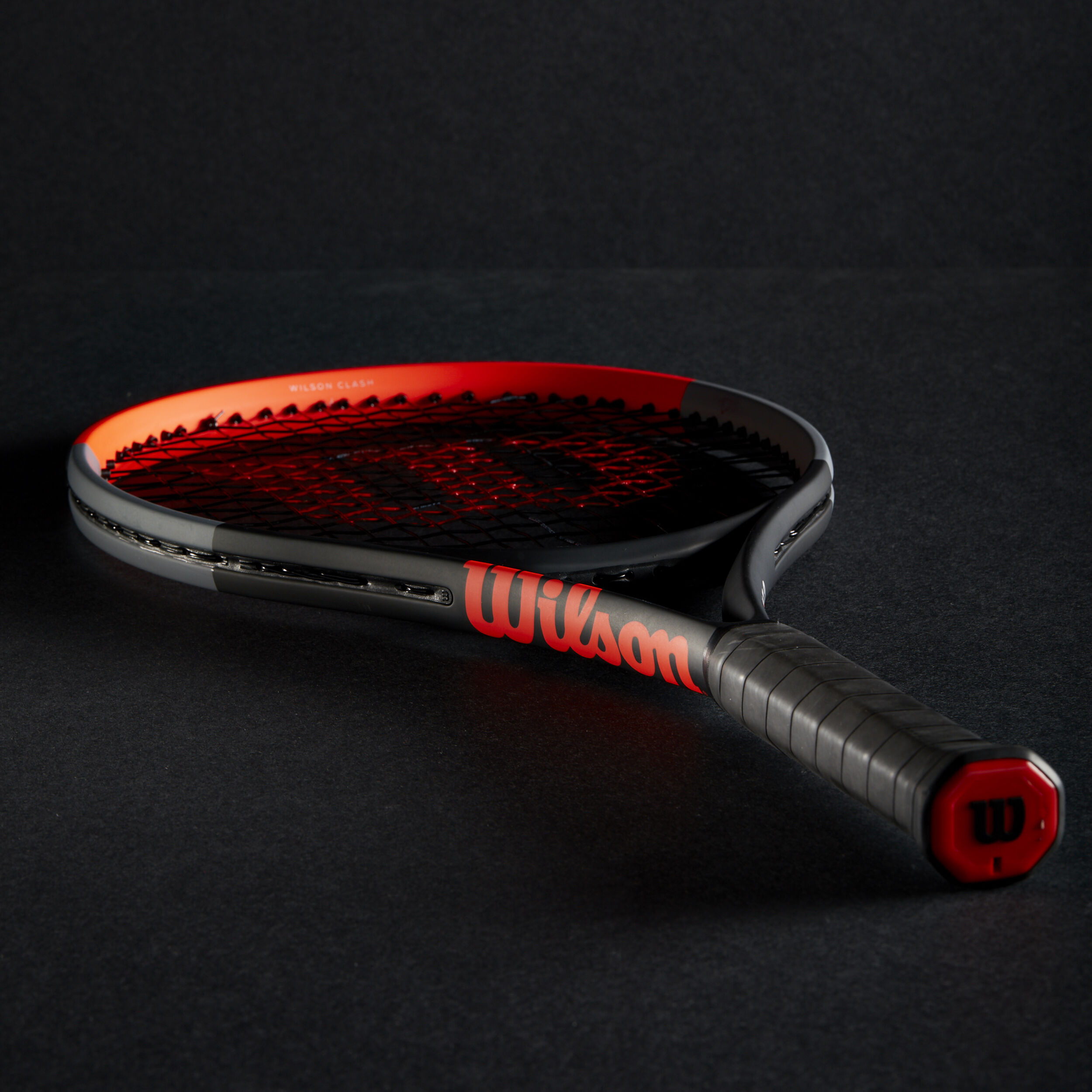Wilson Clash 100 Pro (Tour) Raquette De Compétition