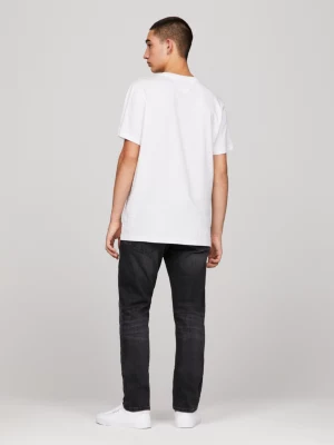 Camiseta Slim Fit com Logo Essencial