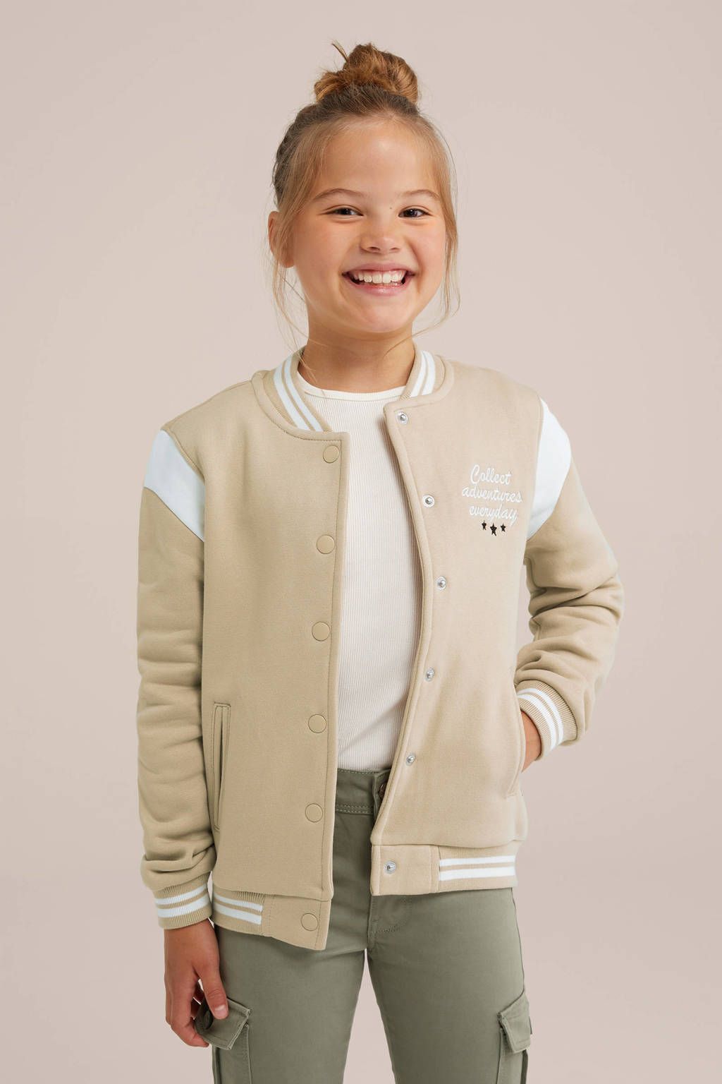 WE Fashion jasje zand/wit