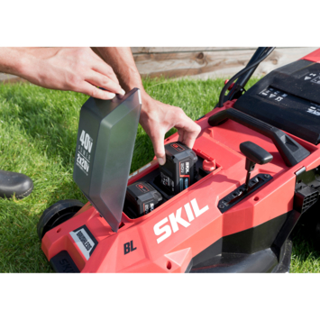 SKIL 20V grasmaaier 0140BA brushless 43cm + 2 accu's 4,0Ah + snellader
