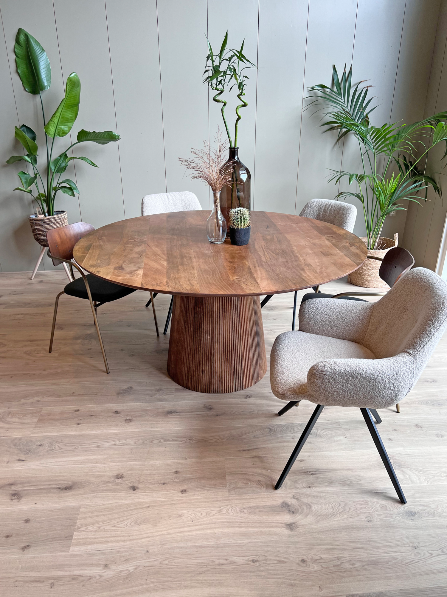 Eetkamertafel Rome 130cm