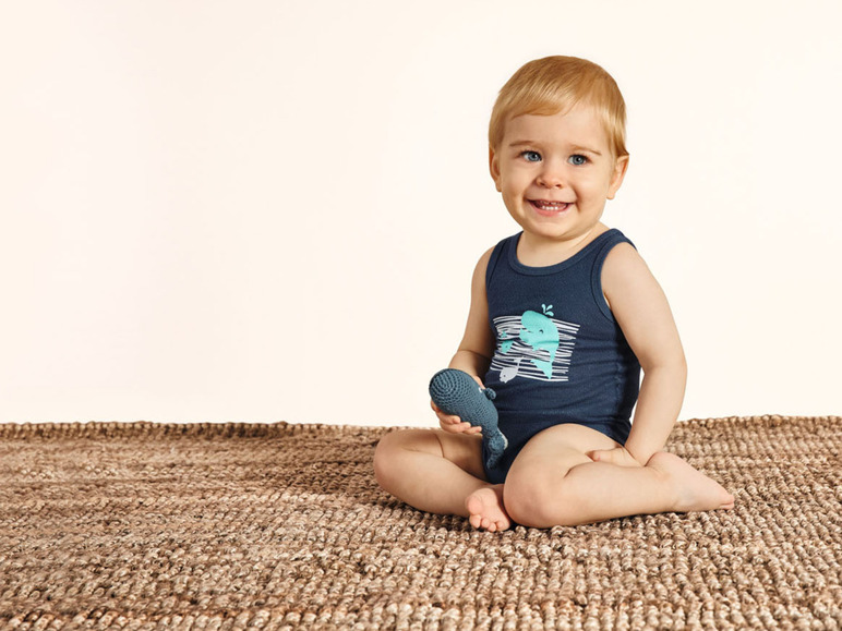 2 baby rompers