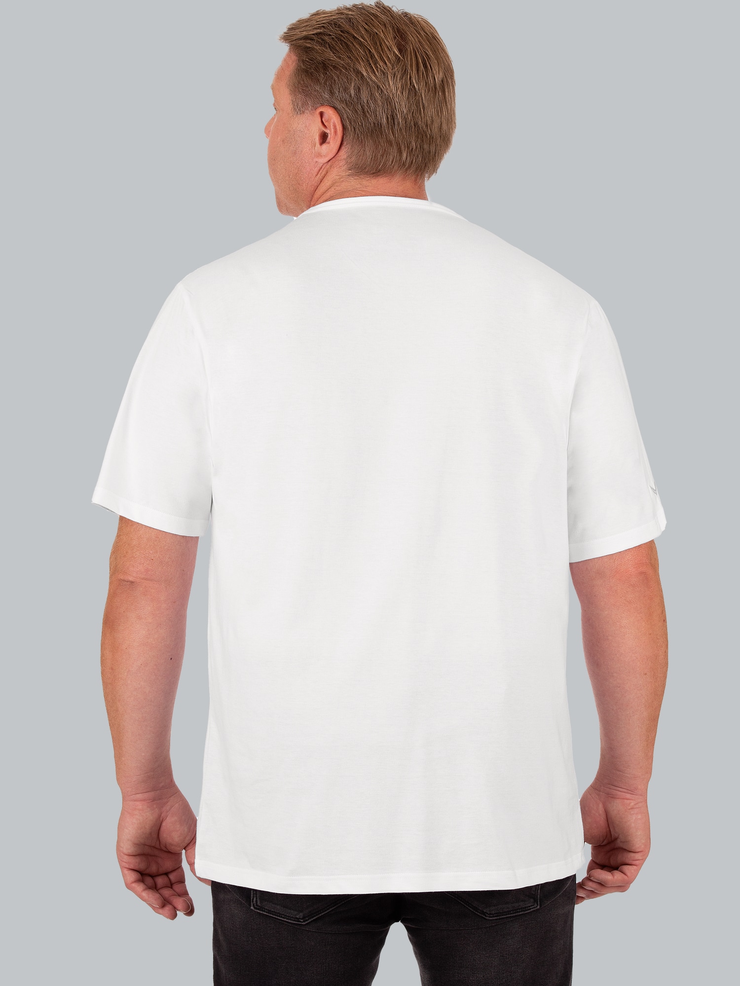 V-Shirt aus 100% Biobaumwolle Weiss-C2C