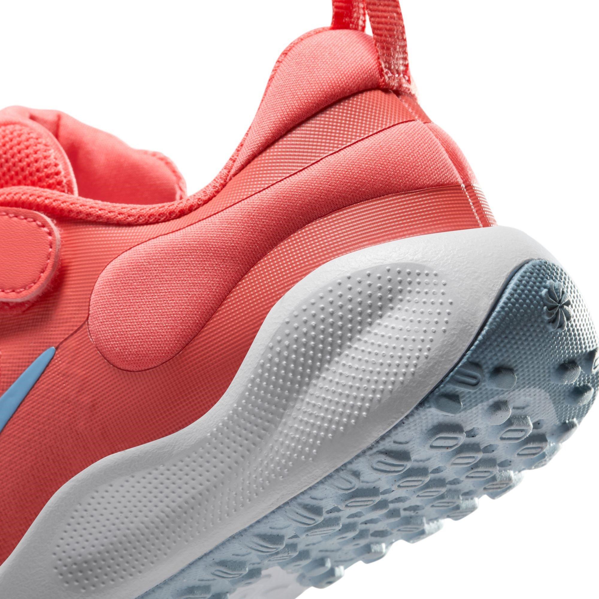 Nike REVOLUTION 7 (PSV)