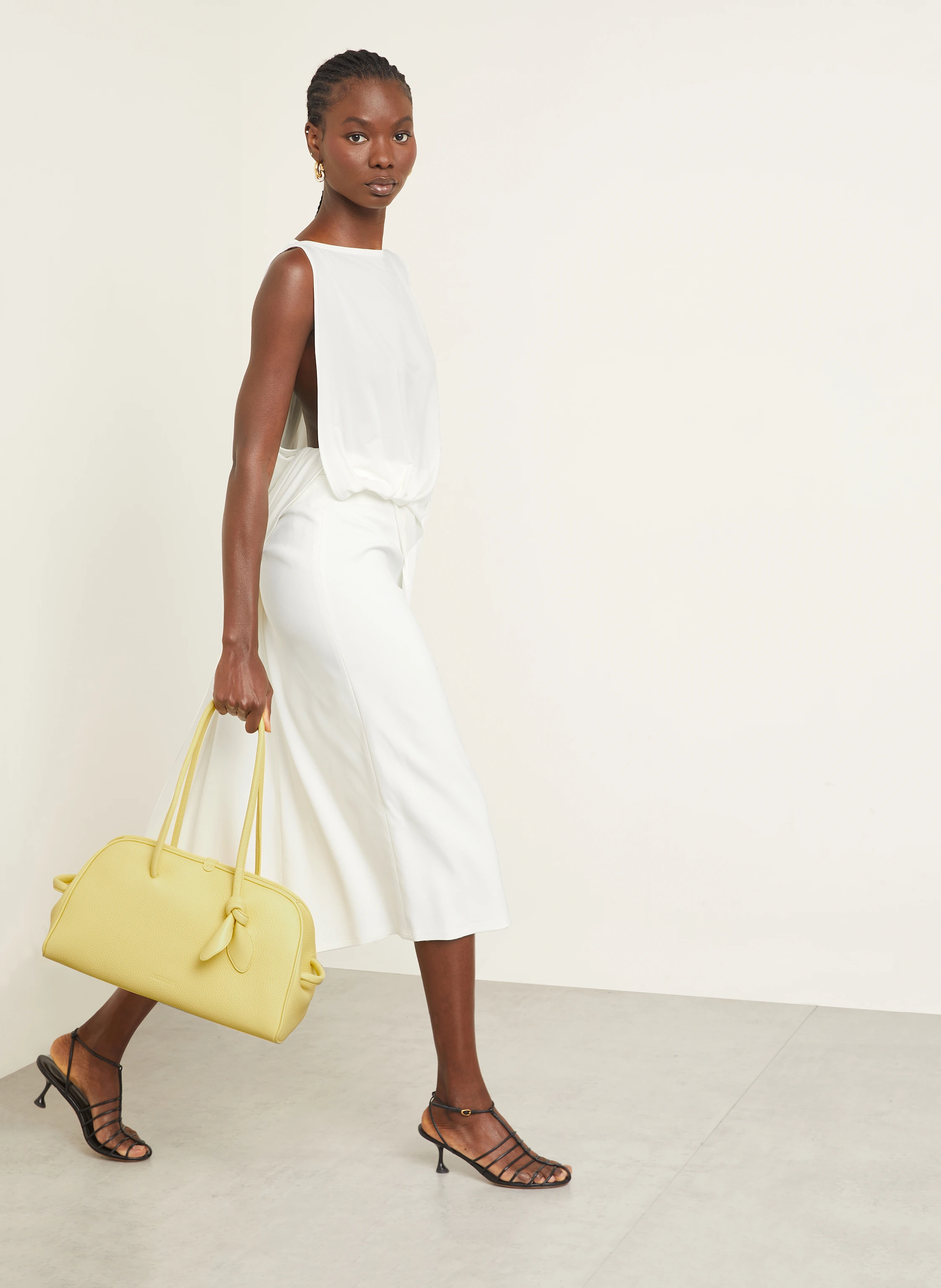 JACQUEMUS Blusentop LE HAUT PEPLO TOP mit Cut-out