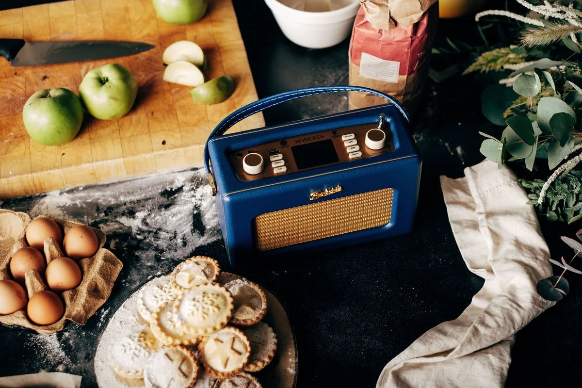 Roberts Revival iStream 3L Bleu foncé Enceintes connectées