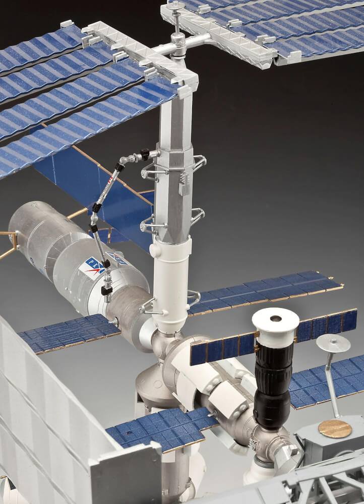 25th Anniversary ISS Platinum Edition, Revell Modellbausatz