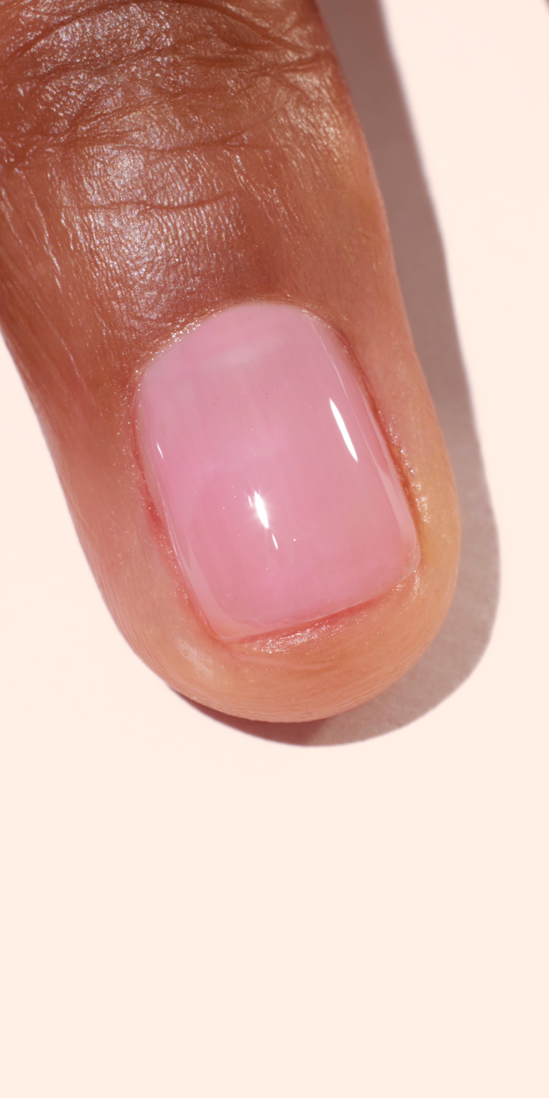 Manucurist  Active Glow neglelak - Blueberry