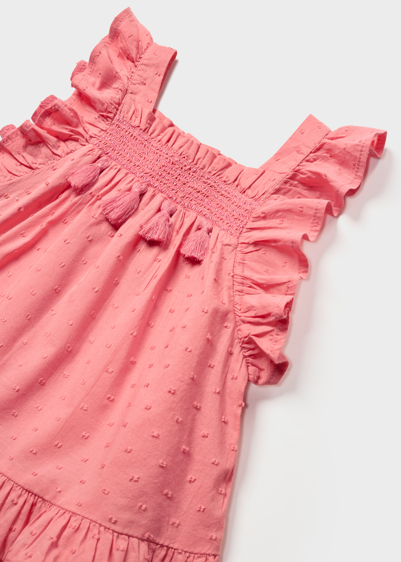 Vestido de bebê com babados de algodão e tecido plumeti