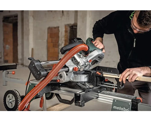 Afkortzaag Metabo KGS 216 M set