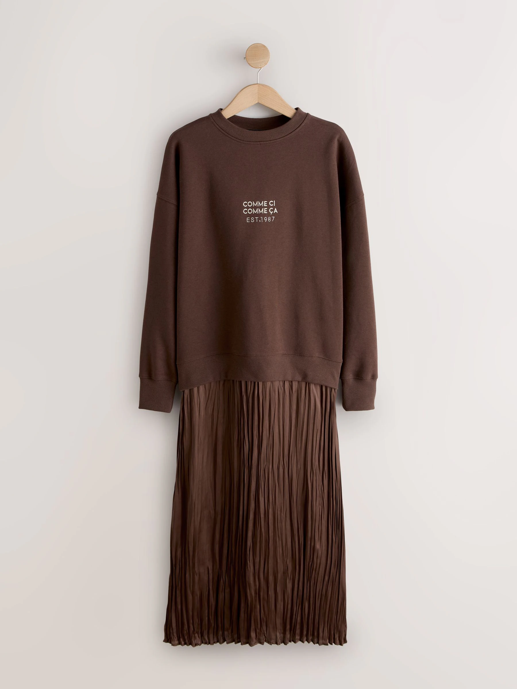 Chocoladebruine borduurwerk - 2-In-1 Sweatshirt With Satin Midi Skirt