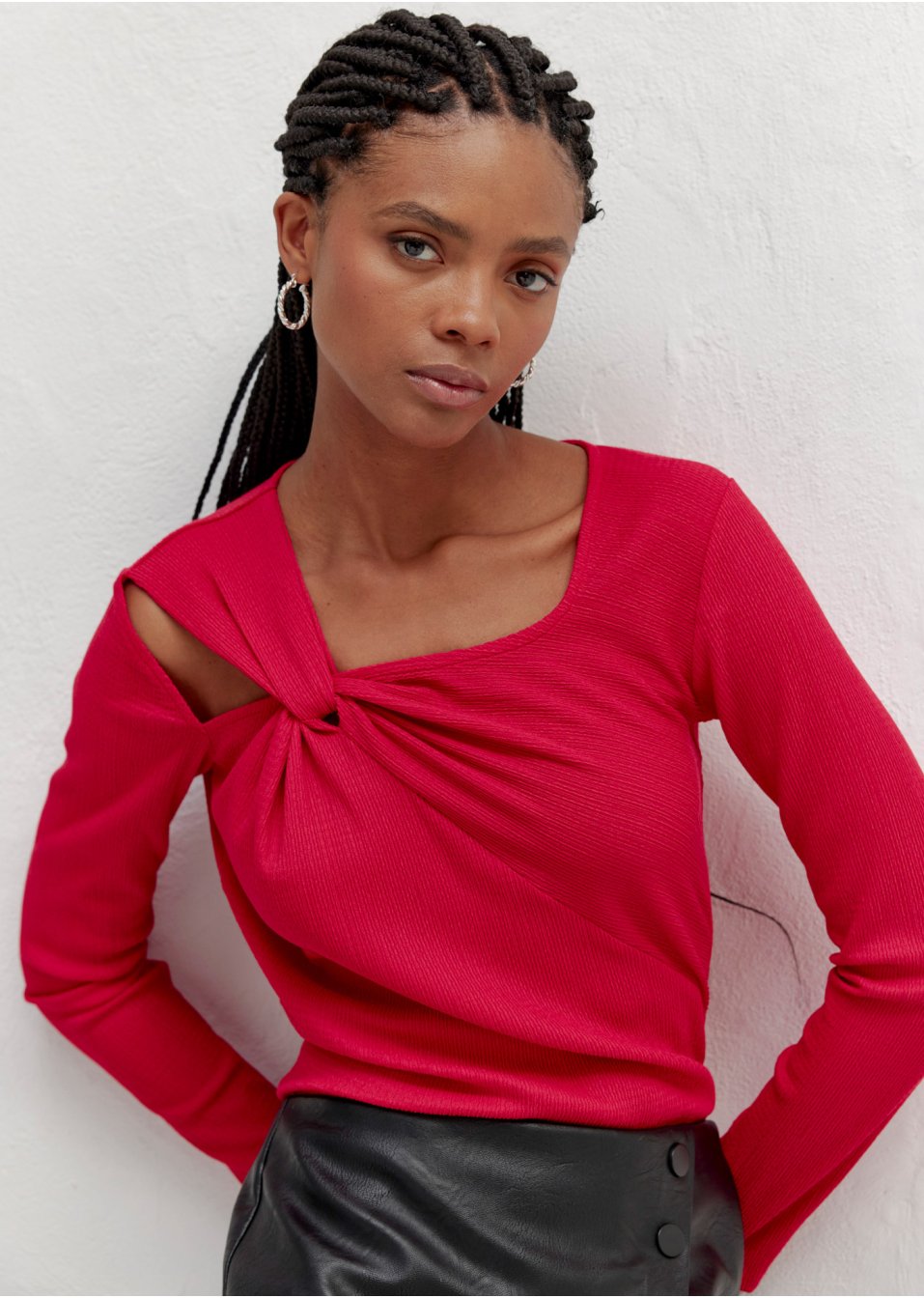 T-shirt avec découpe