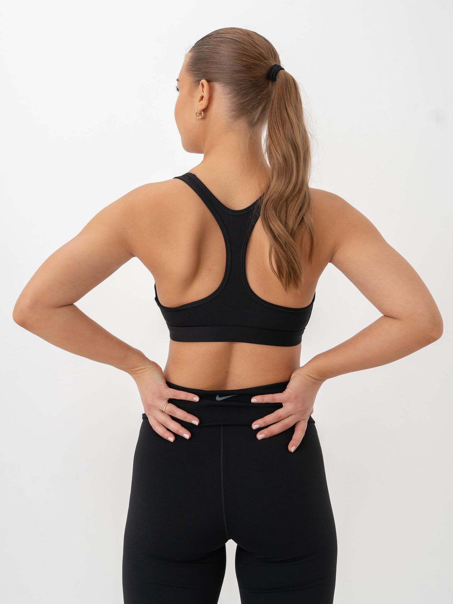 Swoosh Light Support Non-Padded Sports Bra