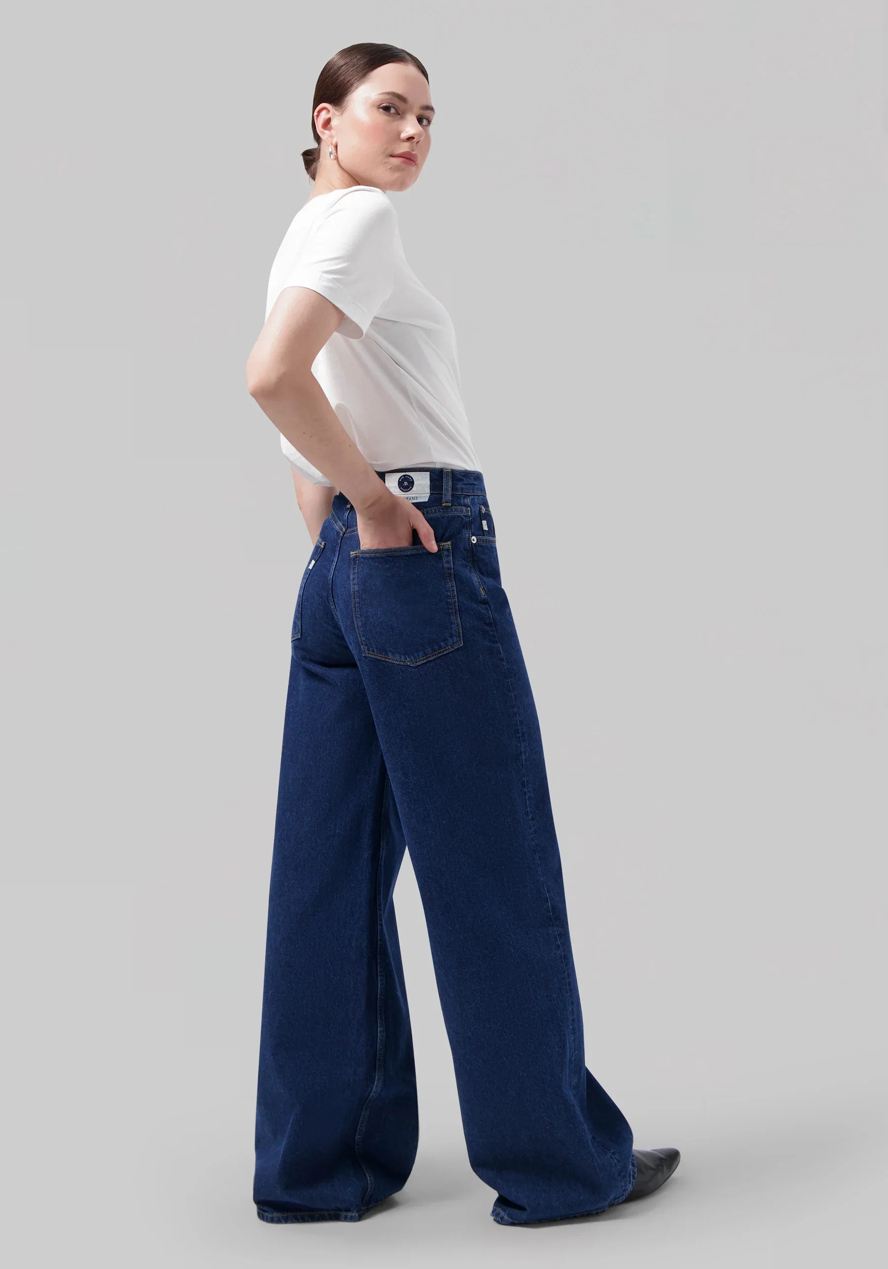 Mud Jeans Damenjeans Sara High Loose Stone Indigo