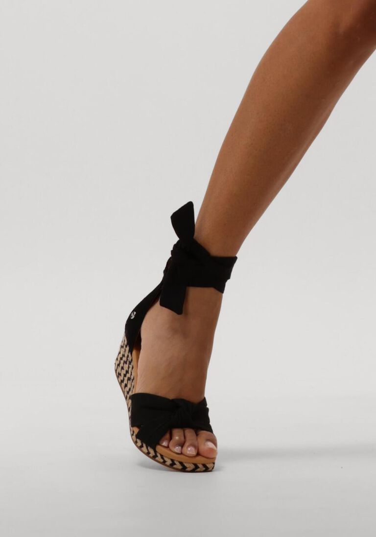 zwarte ugg sandalen met hak yarrow