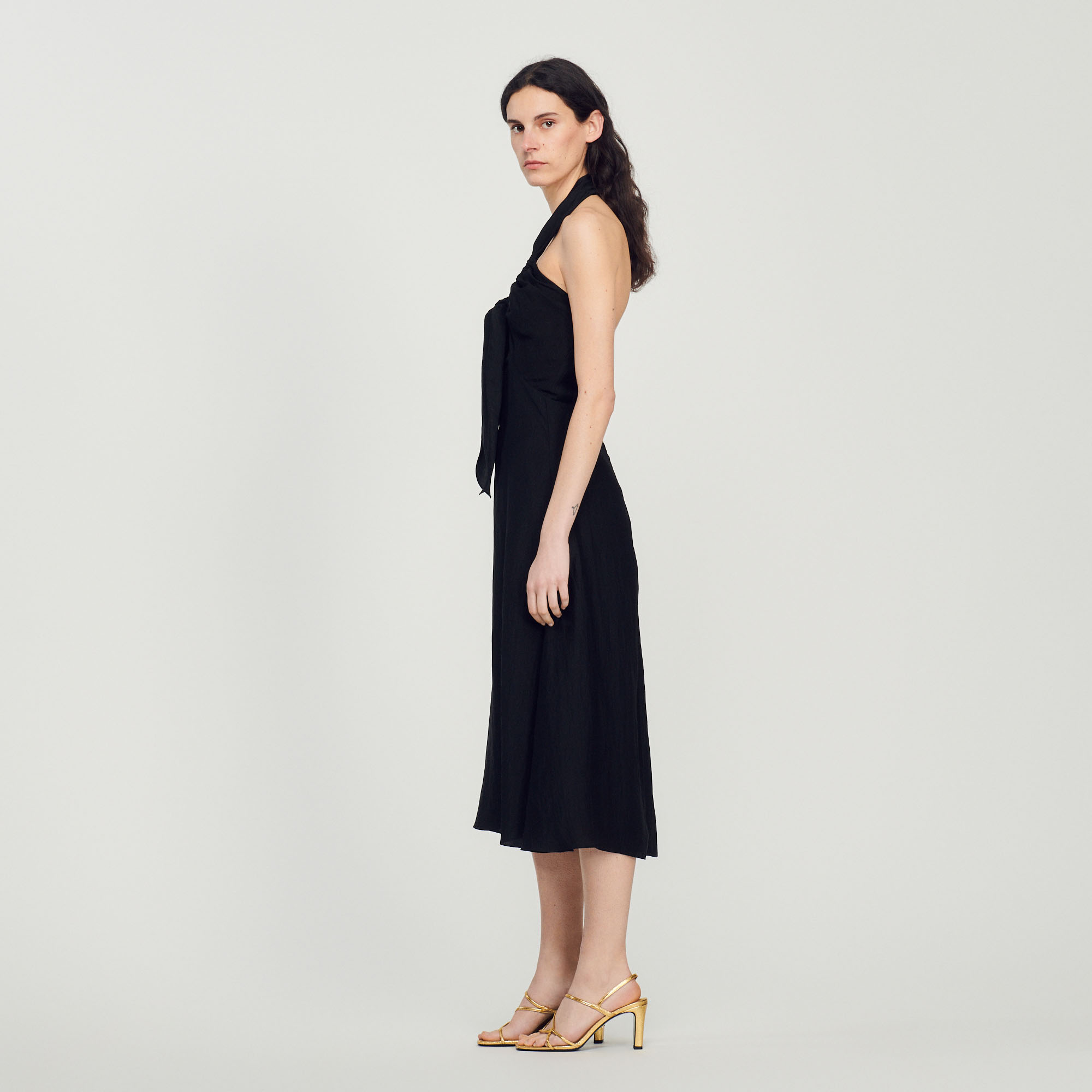 Robe nouee dos nu