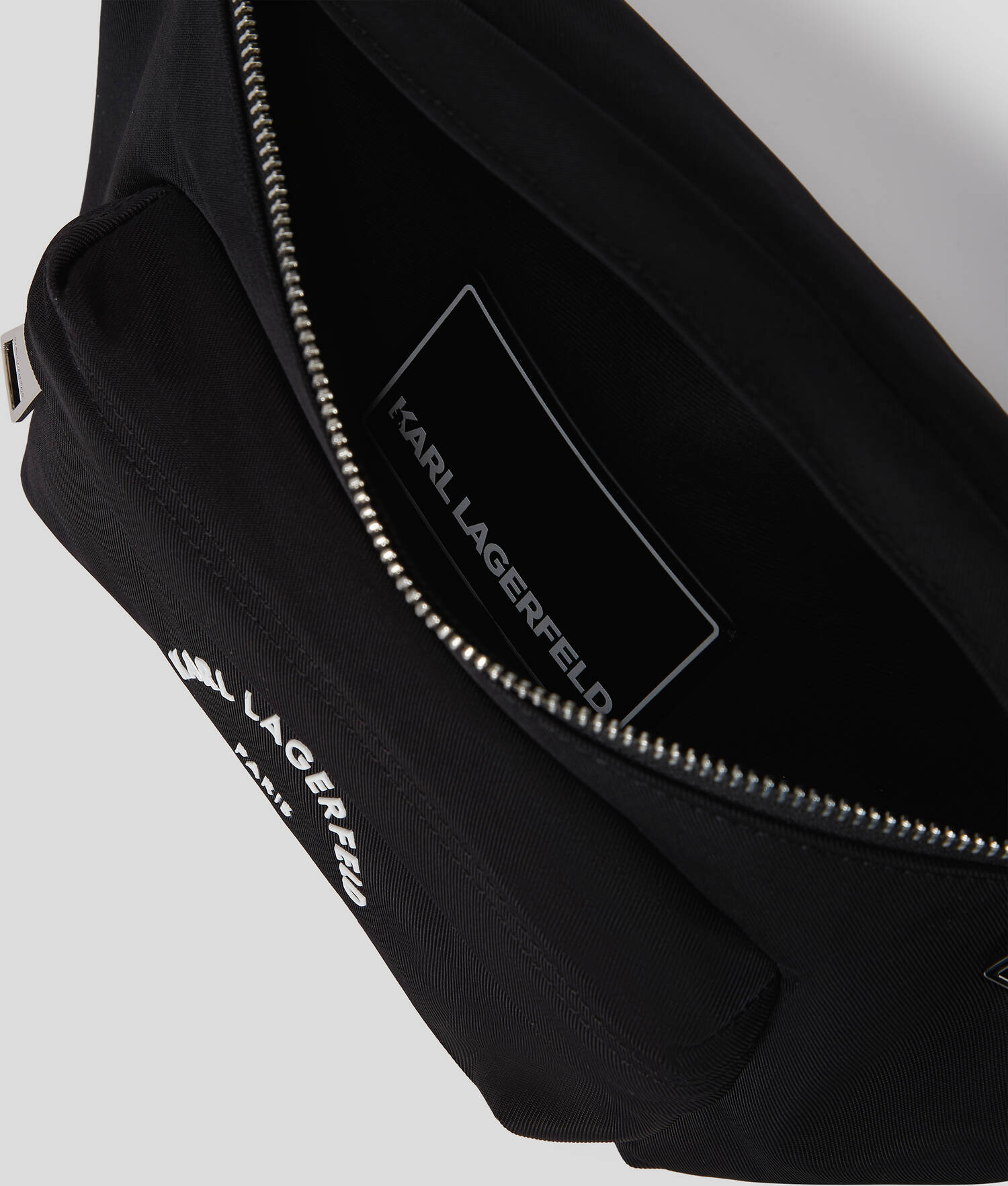 SAC CEINTURE RUE ST-GUILLAUME