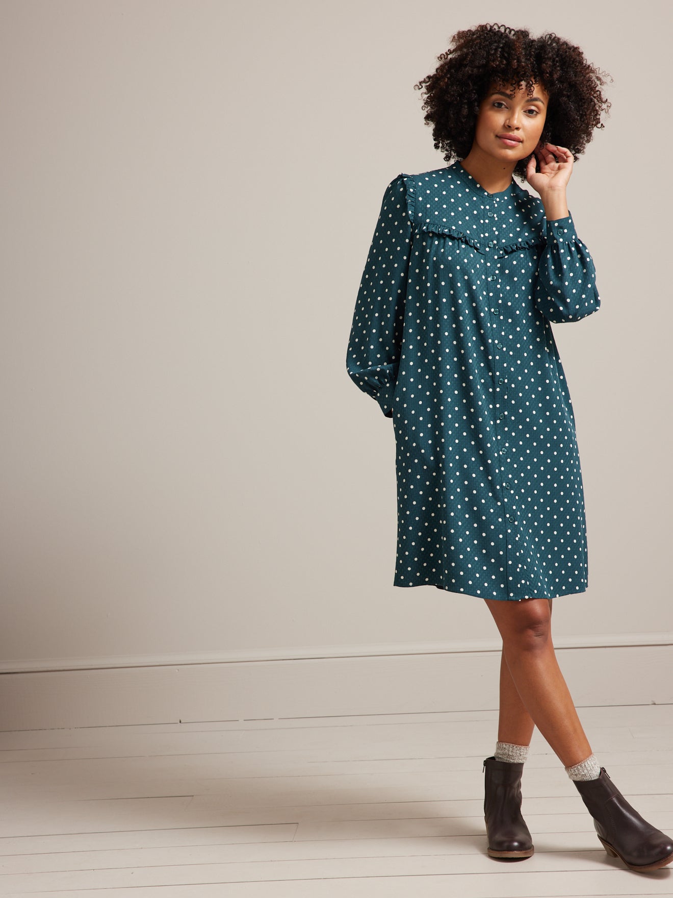 Robe courte femme viscose dobby imprimé pois