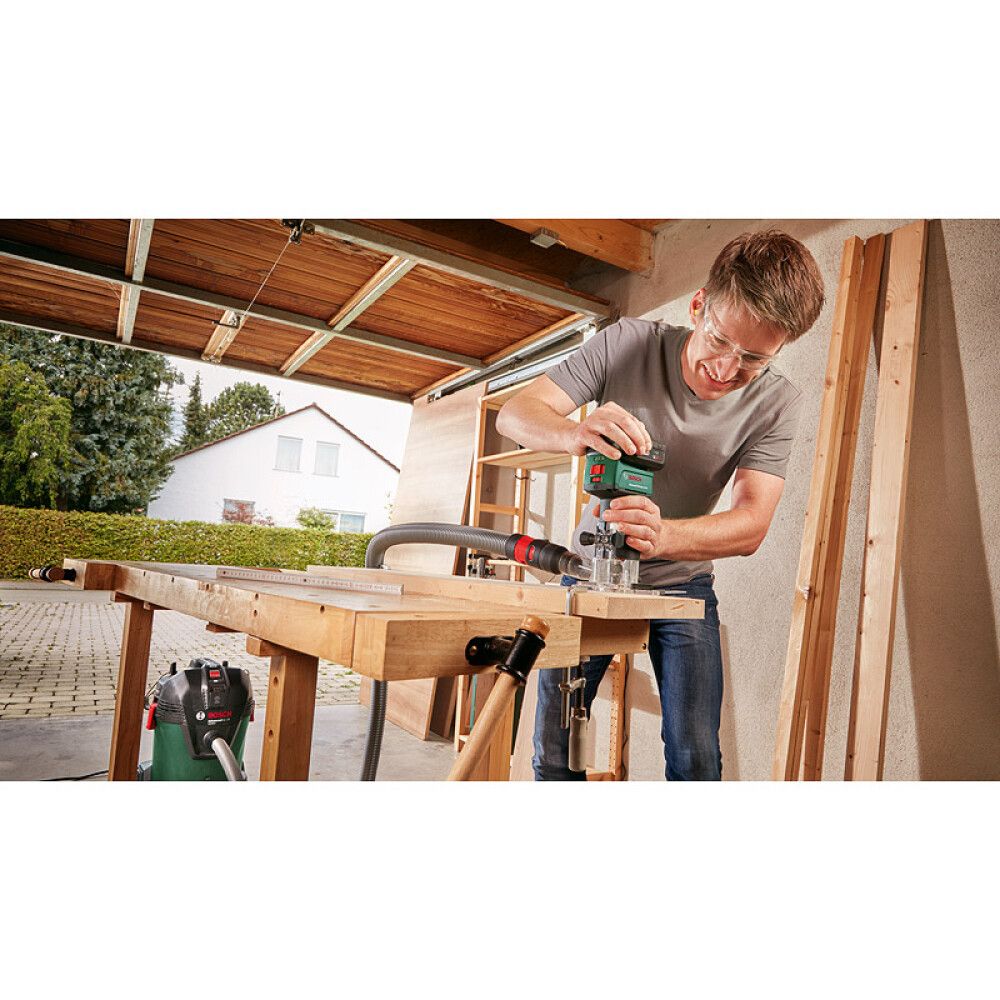 OVERFRES BOSCH ADVANCED TRIMROUTER 18V-8 UTEN BATTERI