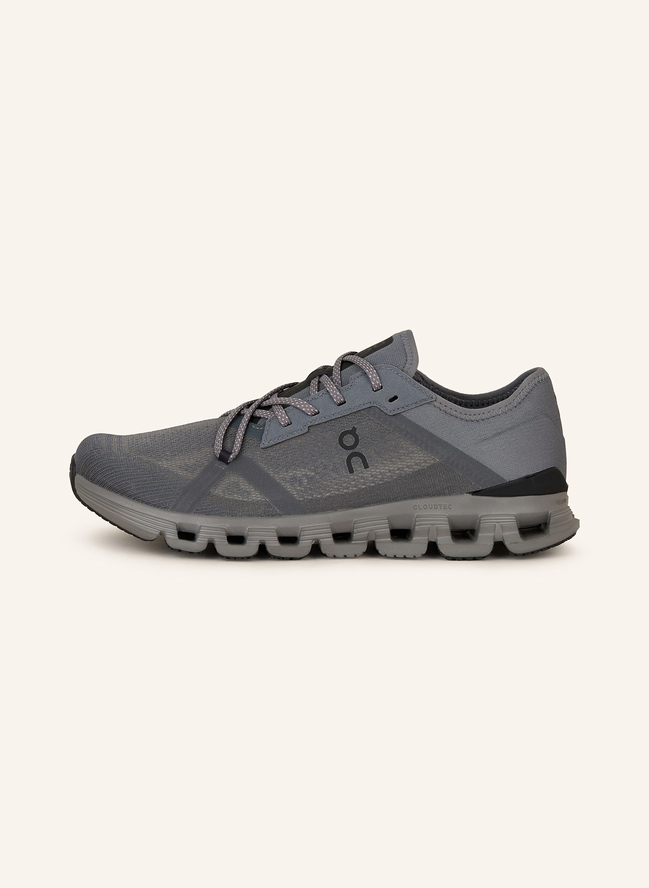On Fitnessschuhe CLOUD X 4 AD