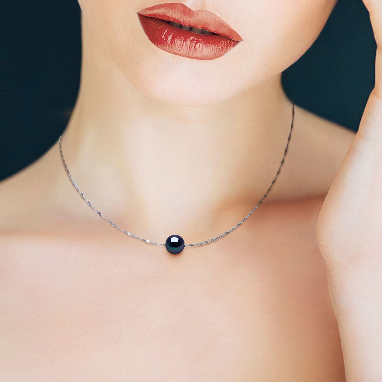 Mitzuko Collier Solitaire Argent rhodié & Perle d'Eau Douce traversante ronde noire
