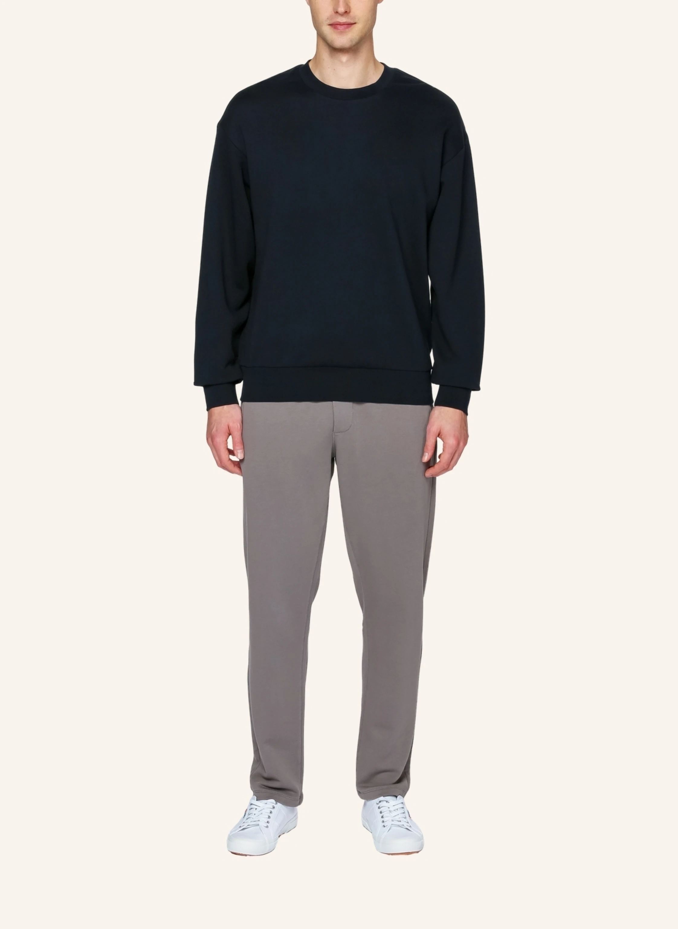 TRUSTED HANDWORK Oversized 1/1-Sleeve Sweatshirt w.Dropped Shoulder