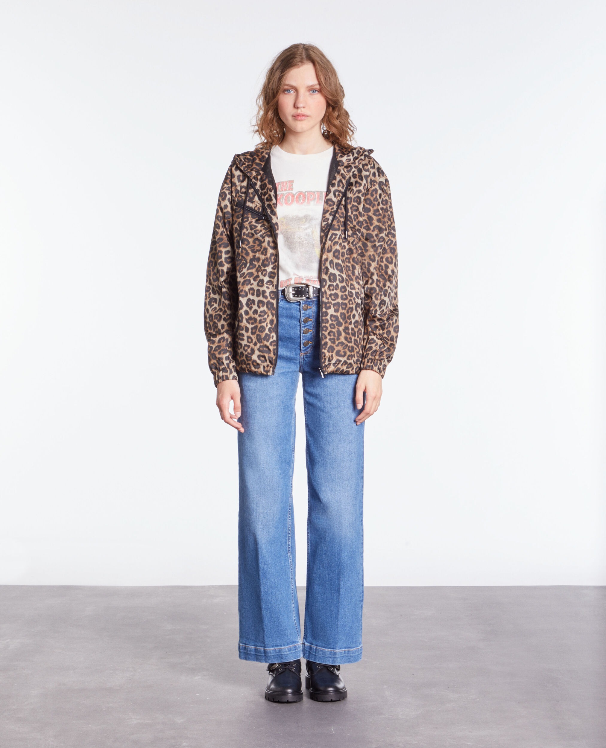 Blouson coupe-vent imprimé à capuche