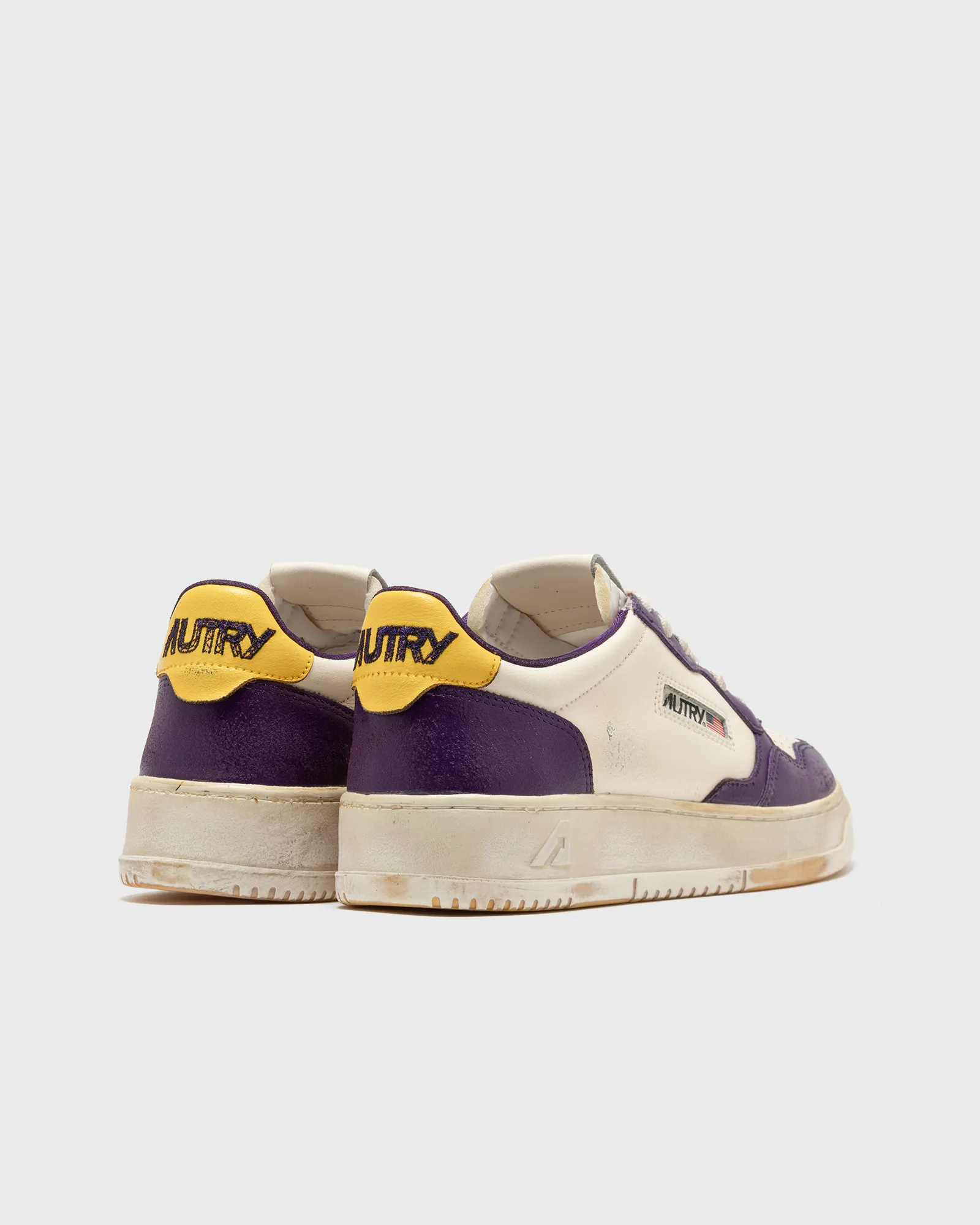 Autry Action Shoes WMNS SUP VINT LOW