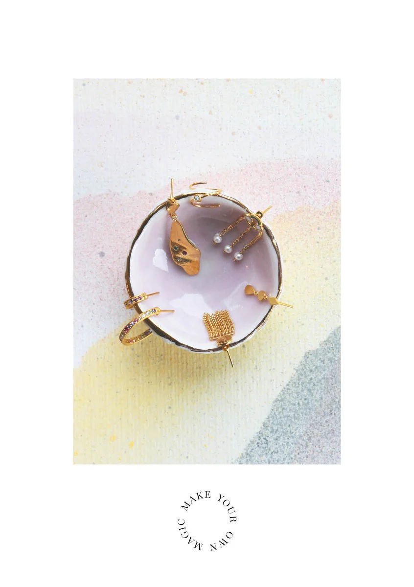 STINE A Jewelry  Big Dot Curl ørering - Forgyldt - Højre