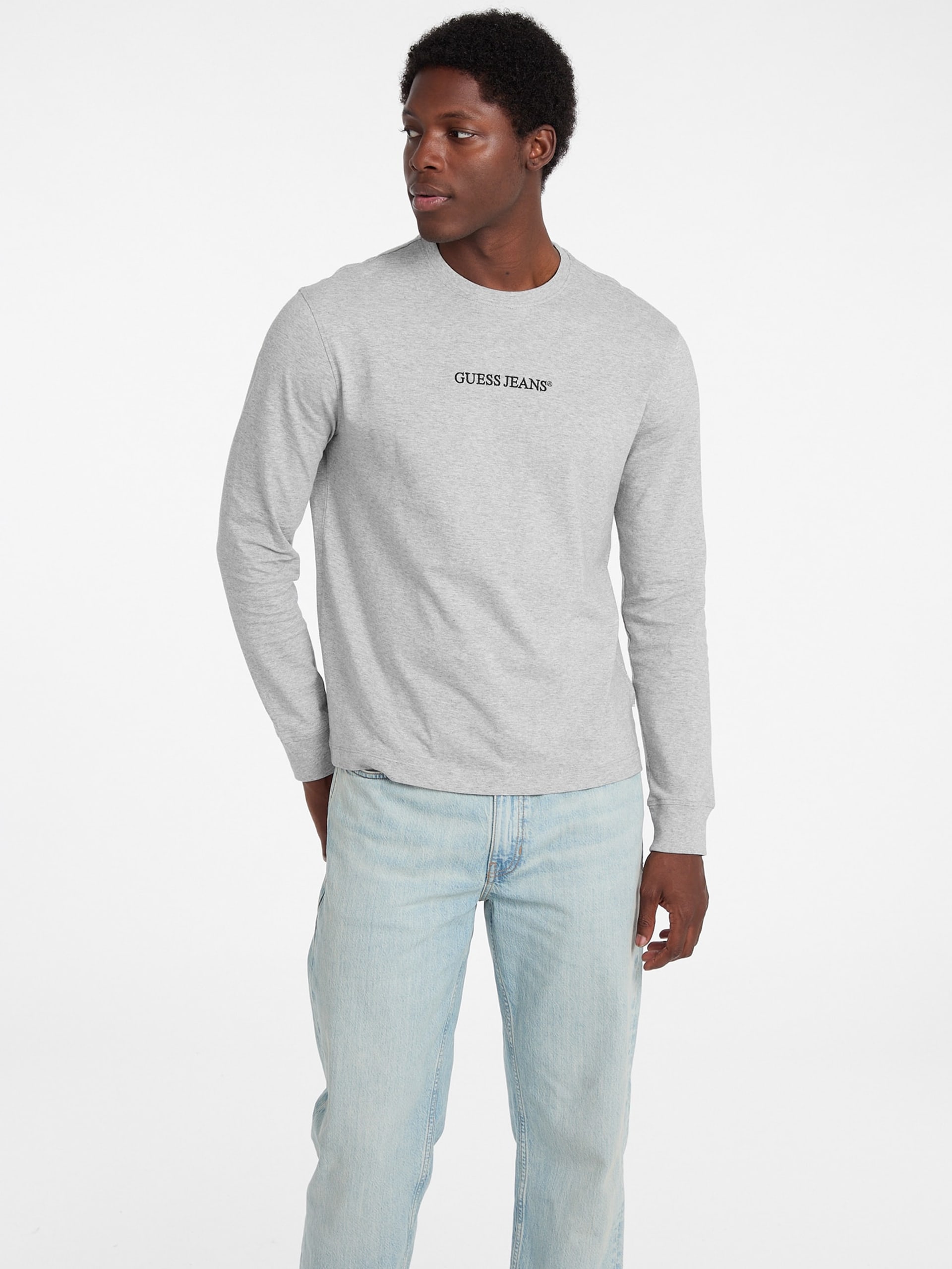 Camiseta com gola redonda e logo