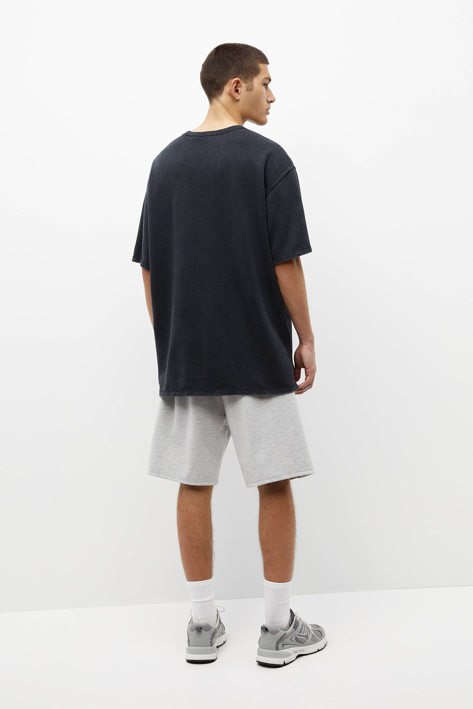 Conjunto de moletom bermuda com zíper - cinza claro