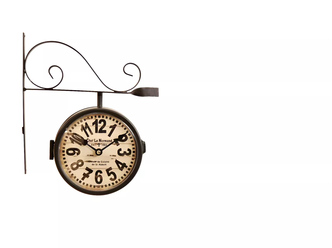 Horloge de gare ancienne double face chef le normand Fer Forgé Blanc - Décoration d'Autrefois