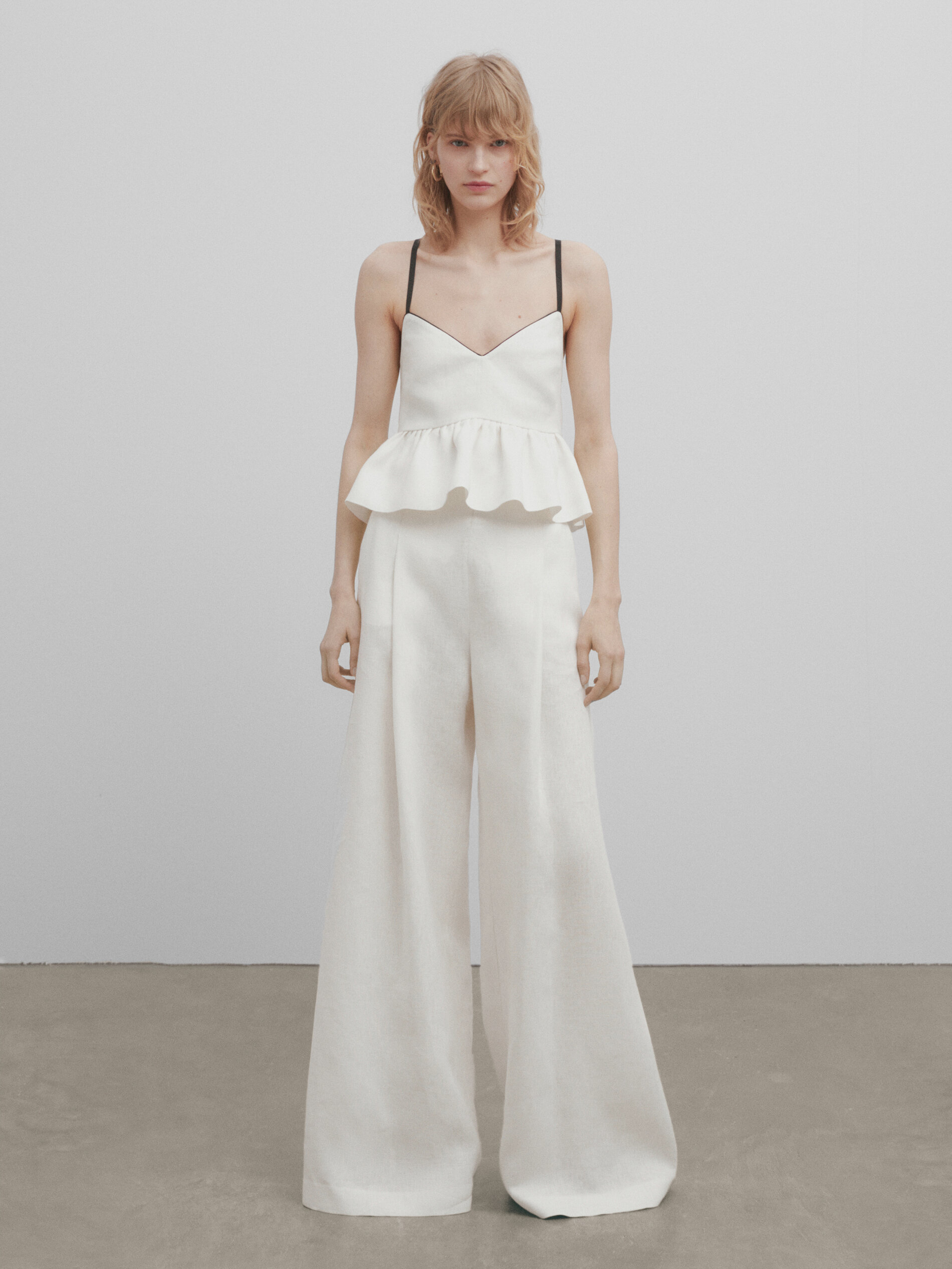 Topo peplum em linóleo - Studio - BLANCO