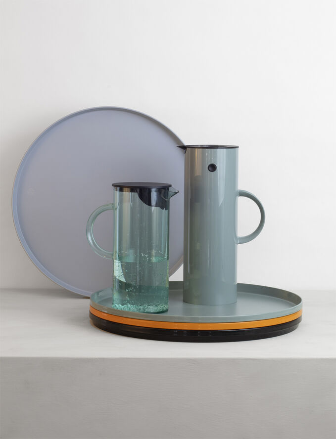 Stelton EM77 kande med låg 1.5 l. dusty green Abs plast