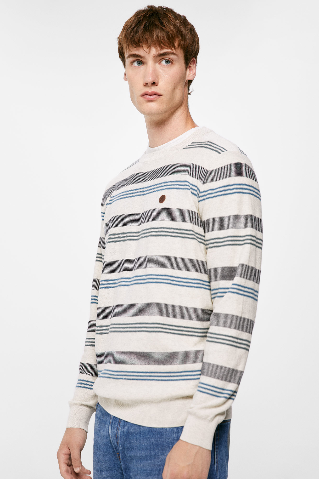 Camisa com micro-listras