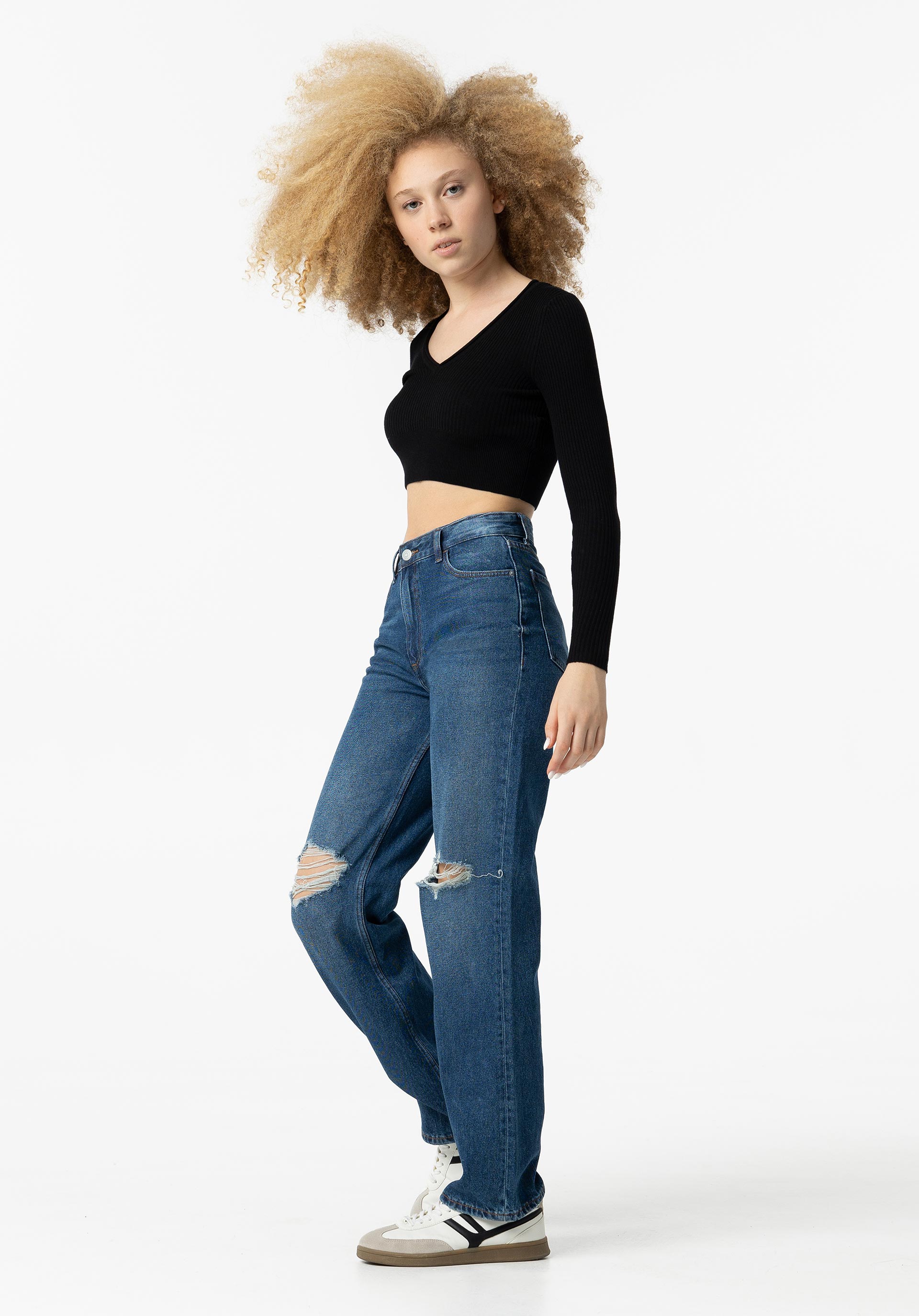 Jeans Taylor Straight Fit com Rasgões