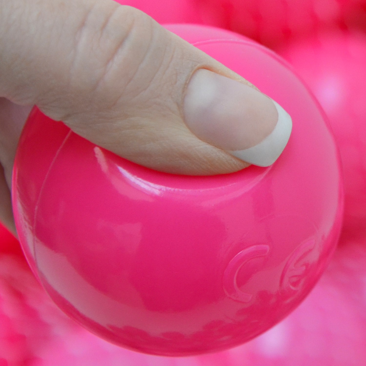 50 Bälle für Bällebad 5,5cm Babybälle Plastikbälle Baby Spielbälle Pink