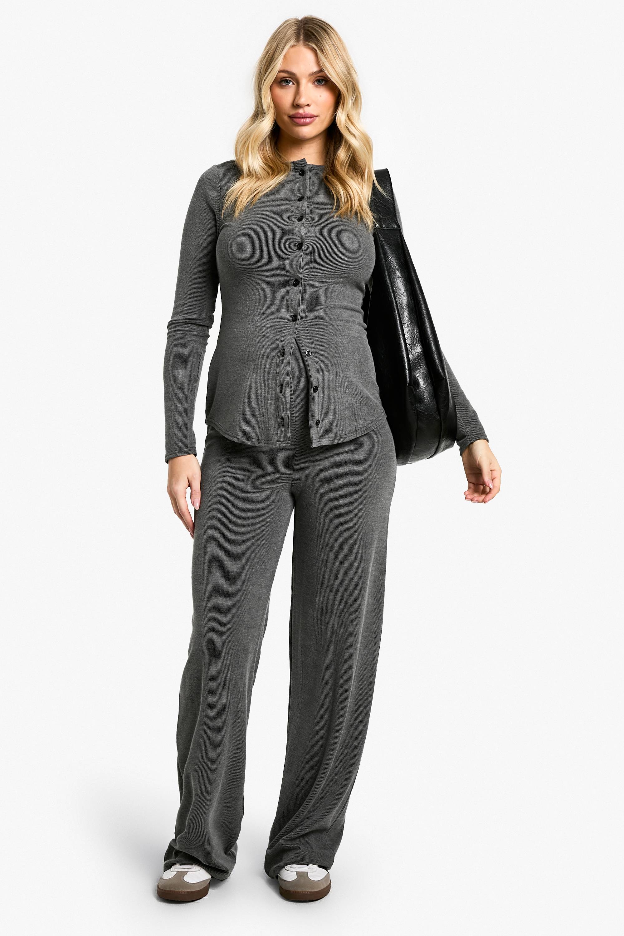 boohoo Maternité Cardigan boutonné en maille douce & Pantalon à jambes larges
