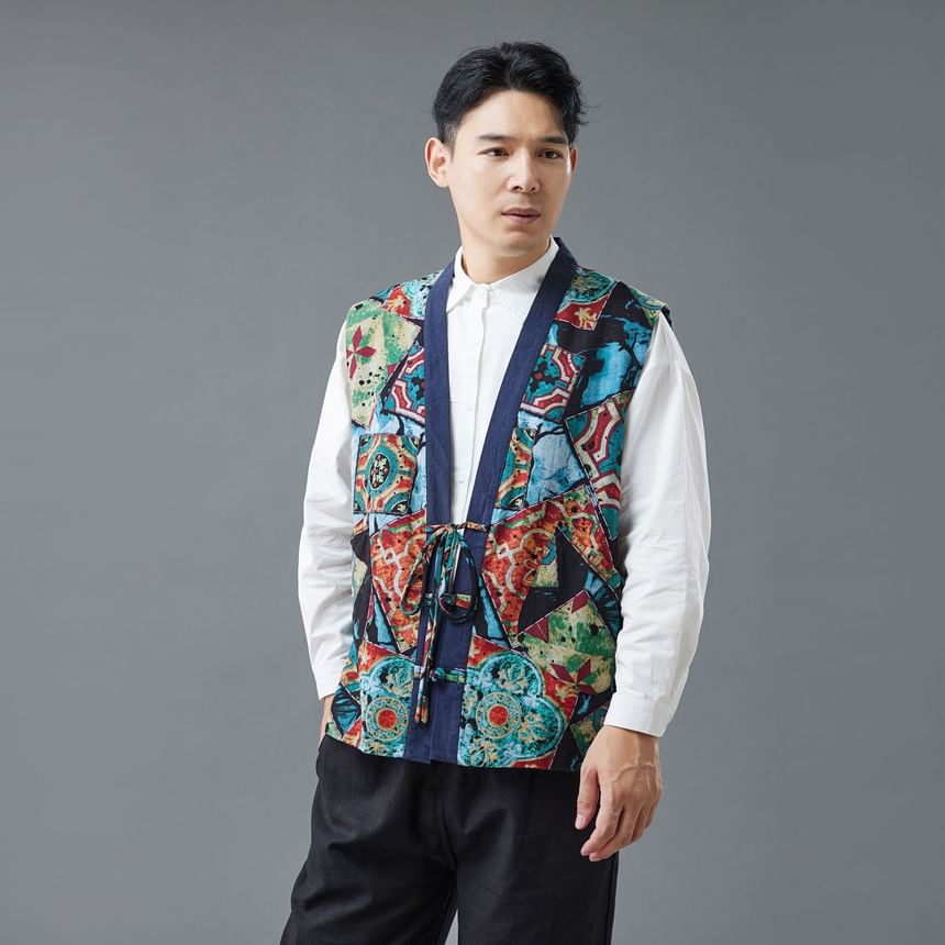 Sparrow Farm - V-hals vest met patroon en kikkerknopen