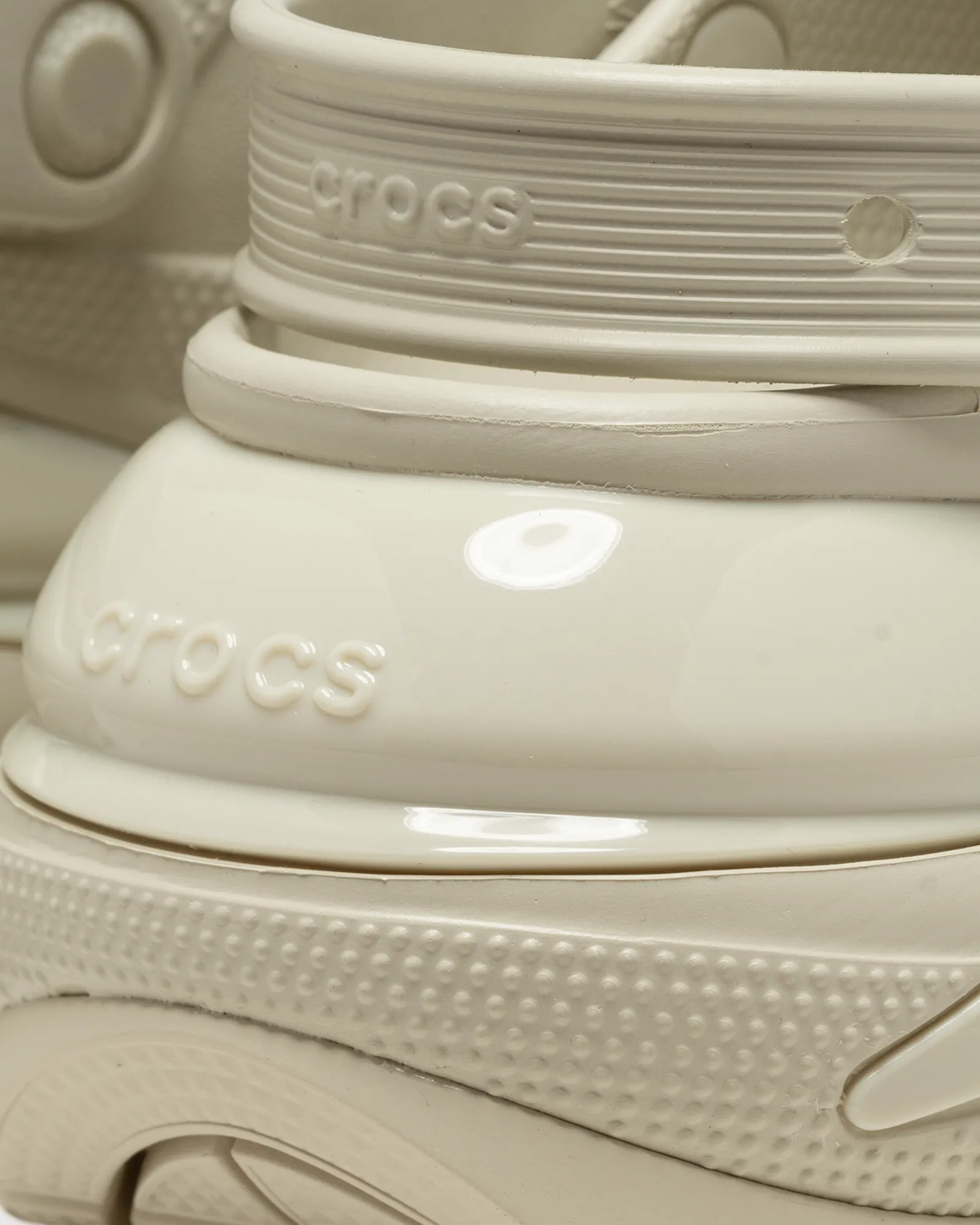 crocs Classic Mega Crush Clog