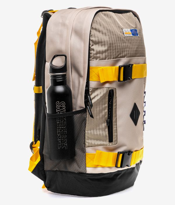 DC All Terrain Rucksack 30L (pelican)