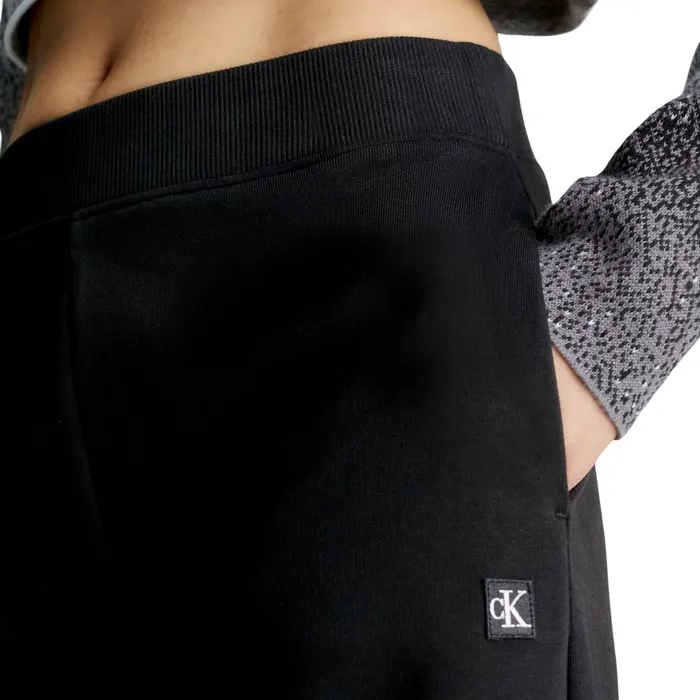 Calvin Klein Embroidered Badge Knit Flared Broek Dames