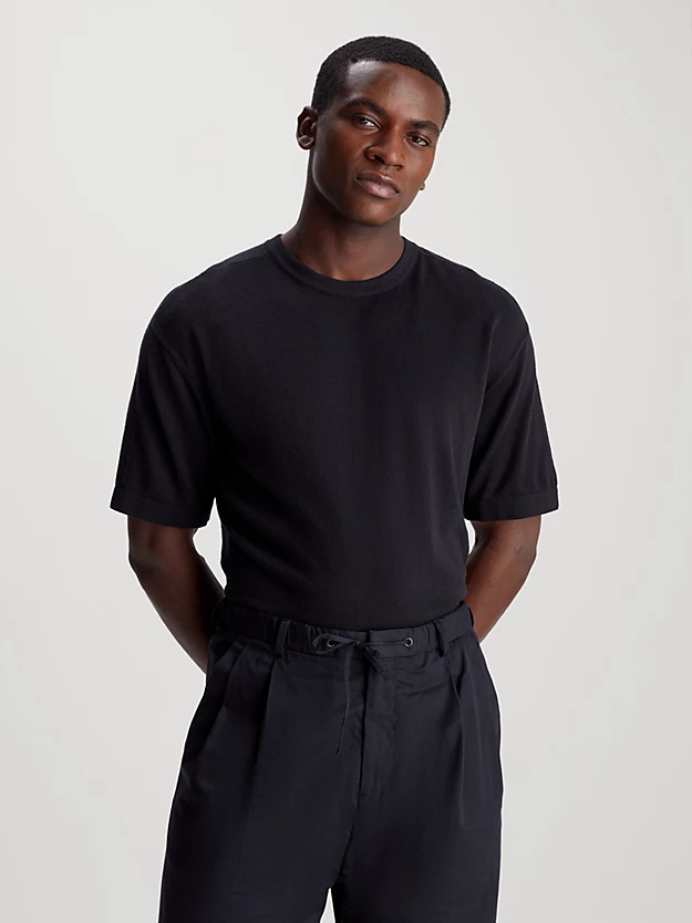 Camiseta em mistura de viscose e malha