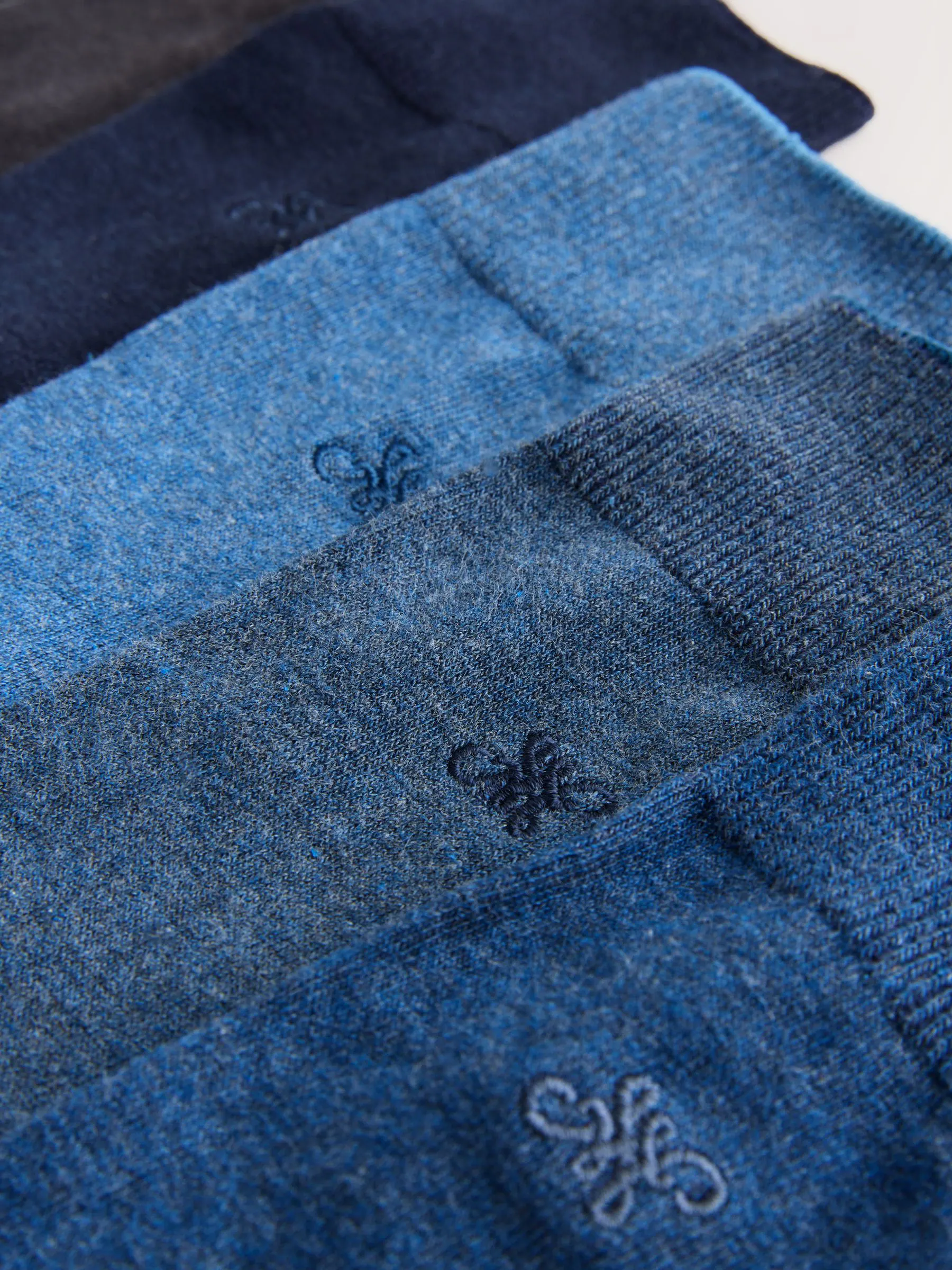Marineblauw/grijs gemêleerd - 10 Paar fris blijvende sokken met borduursel
