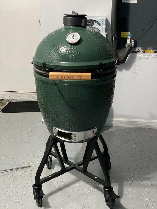Tout nouveau grand fumeur de grill à œufs verts avec de nouveaux accessoires
