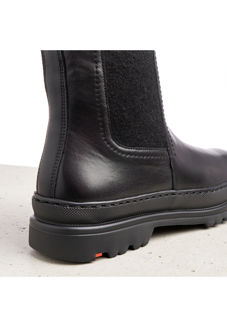 STIEFELETTE Schwarz