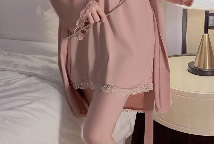 Dshe - V-hals pyjamajurk / kamerjas / set met kanten rand