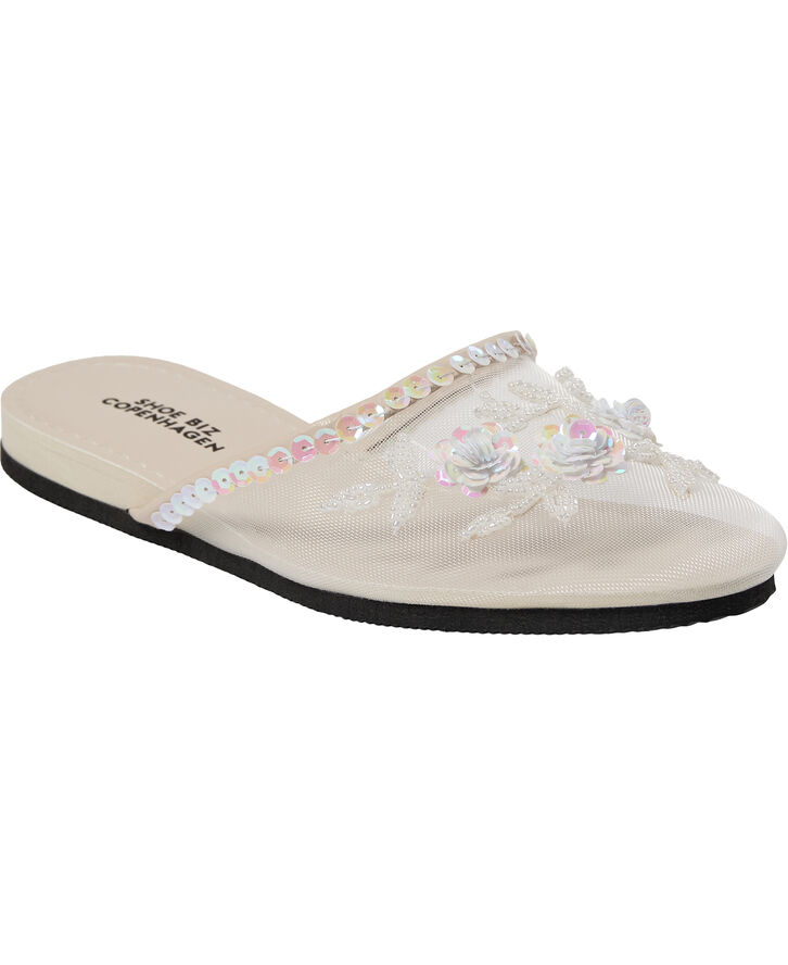 Shoe Biz Pomona Cream