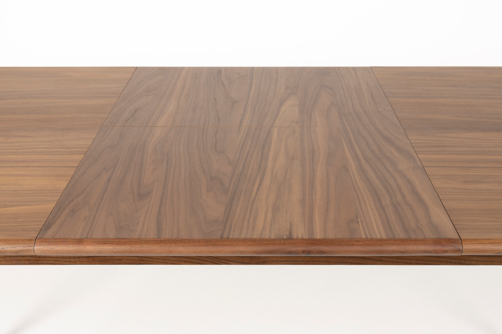 Eettafel Twist ovaal walnoot